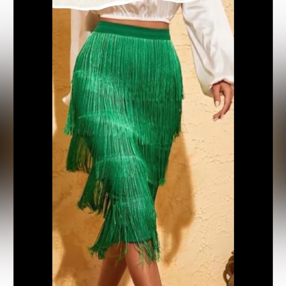 NWT Women Fringe Pencil Skirts green size medium - Picture 1 of 14